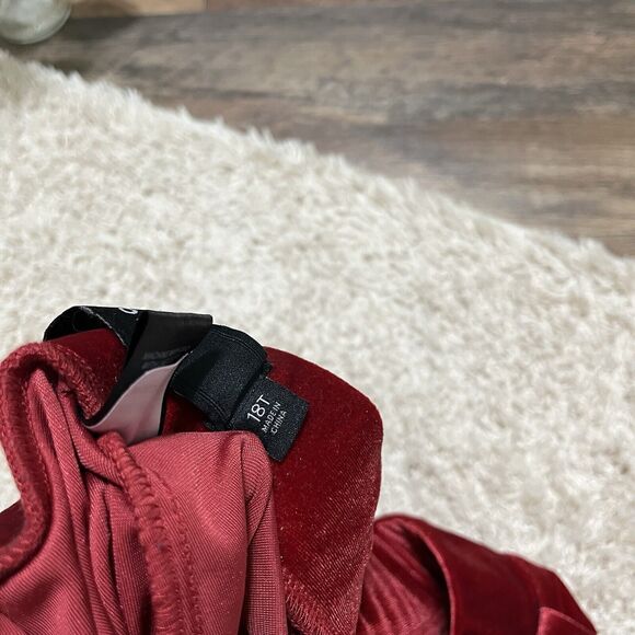 Torrid Size 18 Tall Red Velvet High-Rise Relaxed Tapered Straight Leg Pants - Picture 5 of 7